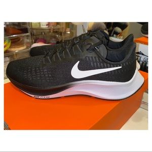 Nike Women’s Air Zoom Pegasus 37 Sneakers